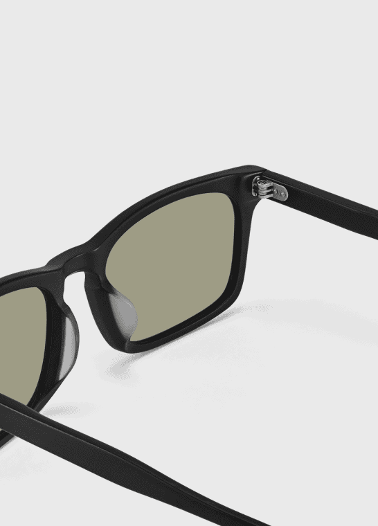 Tommy - Black